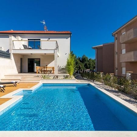 Villa Munat Ližnjan Eksteriør billede