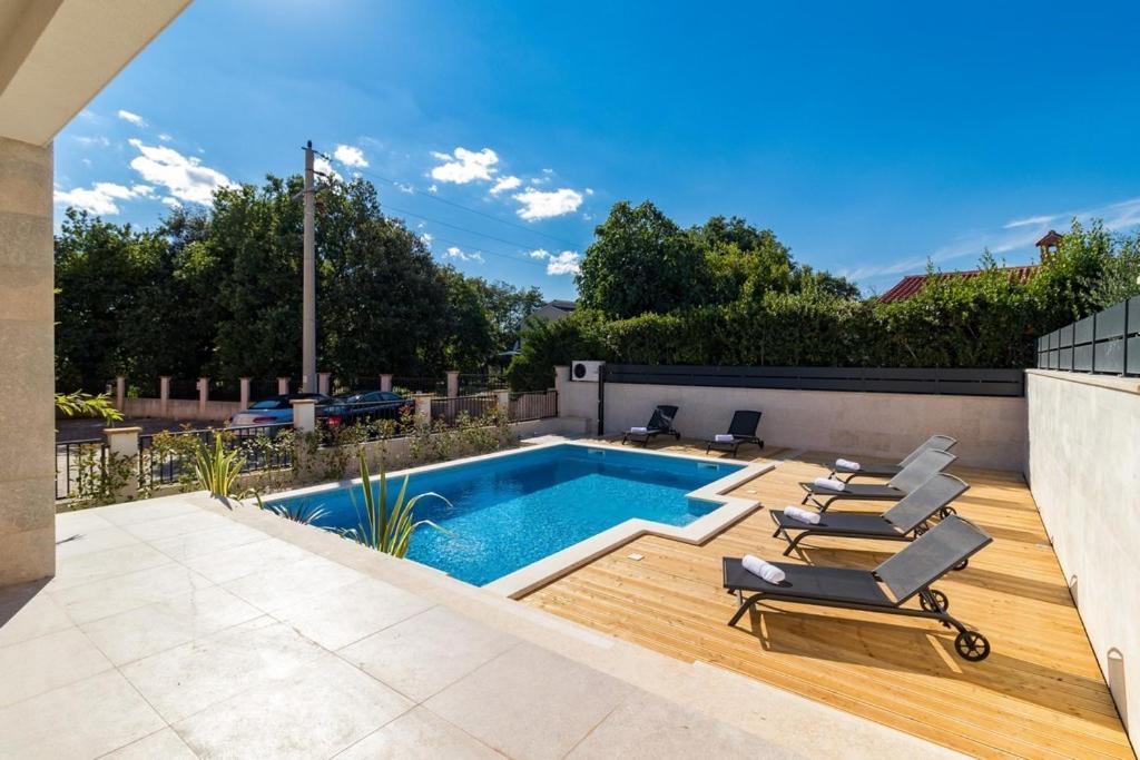Villa Munat Ližnjan Eksteriør billede