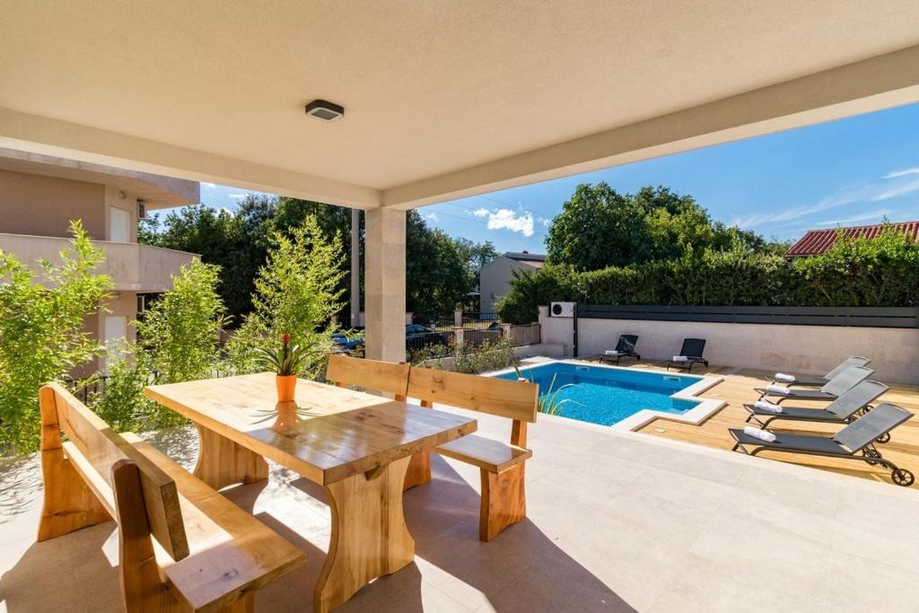 Villa Munat Ližnjan Eksteriør billede