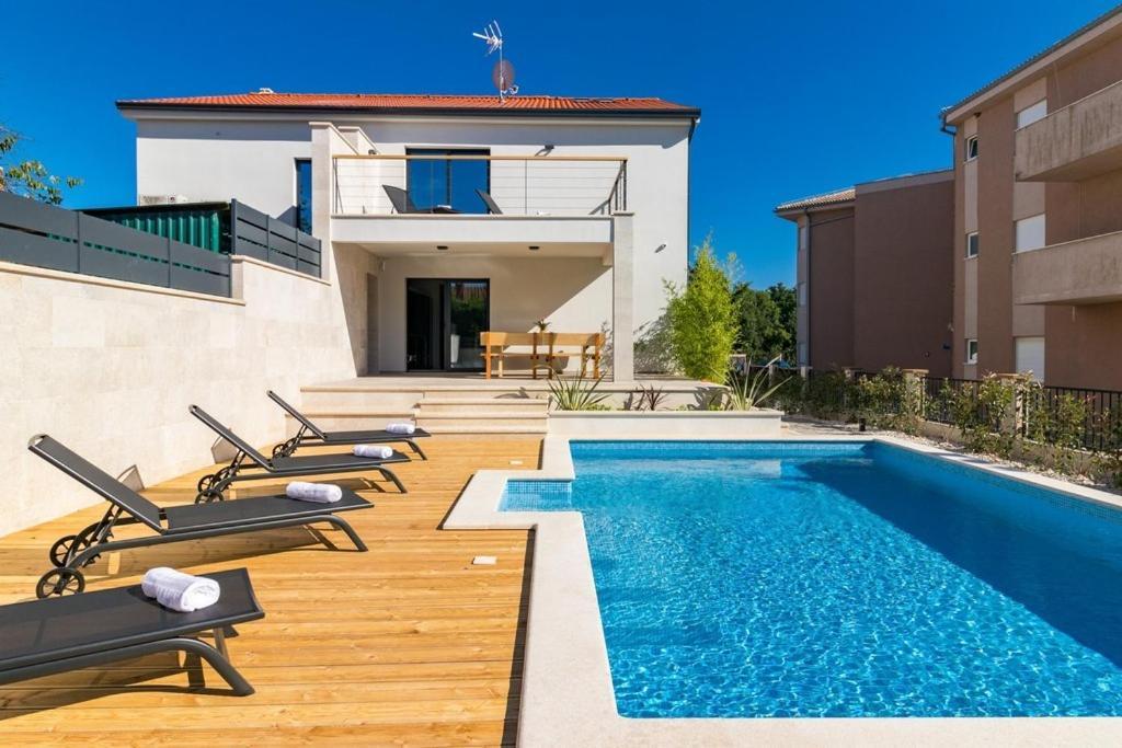 Villa Munat Ližnjan Eksteriør billede